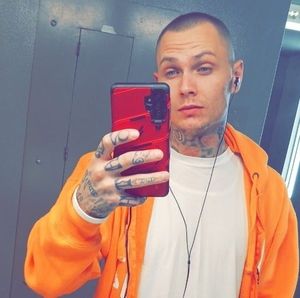 Meet your Posher, Cory